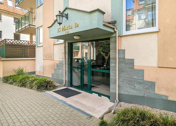 Sopockie Studio z Parkingiem przy Plaży i Molo by Noclegi Renters